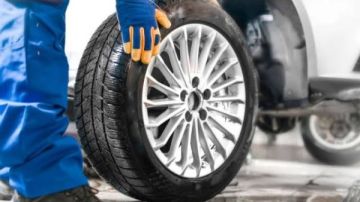 متى يجب عليك تغيير إطارات سيارتك؟ .. أهم العلامات