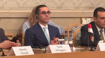 وزير الاستثمار يشارك باجتماع مائدة مستديرة موسع يضم رؤساء كبرى الشركات الروسية