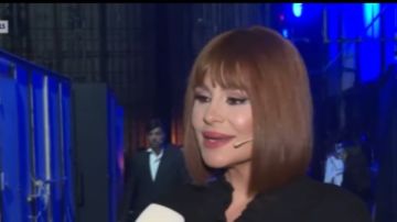 بدك تكملي المسرحية مهما حصل.. الظهور الإعلامي الأول لـ كارول سماحة بعد وفاة زوجها