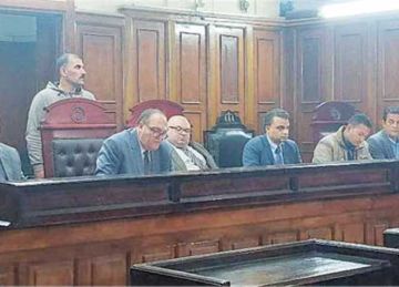 بعد خنقها ودفنها في مقبرة مهجورة.. إحالة متهم بإنهاء حياة ربة منزل ببني سويف وشريكته ابنة الضحية للجنايات