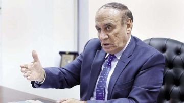 سمير فرج: شركات الخدمة الوطنية لا تقصي القطاع الخاص وإنما تعمل معه سمير فرج: شركات الخدمة الوطنية لا تقصي القطاع الخاص وإنما تعمل معه