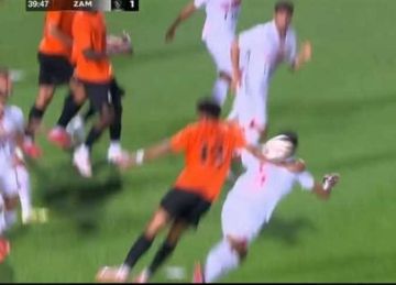 خبير تحكيمي: الزمالك يستحق ركلة جزاء أمام البنك الأهلي