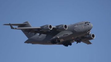 المرصد السوري: القوات الأمريكية في سوريا تعيد تمركزها في بعض المواقع المرصد السوري: القوات الأمريكية في سوريا تعيد تمركزها في بعض المواقع