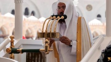 السديس يشدد على أهمية أمن الحرمين وعدم الذهاب للحج إلا بتصريح