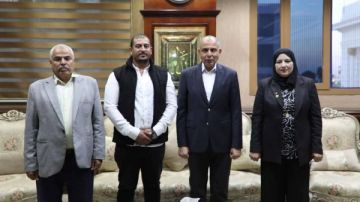 محافظ المنيا يكرم صاحب مبادرة مجتمعية لدعم منظومة النقل بقرى ديرمواس