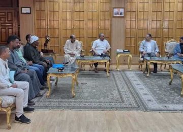 خلال لقائه أهالي ديرب.. محافظ الشرقية: جادون في استرداد أراضي أملاك الدولة وتقنين أوضاع المخالفين