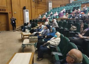 التهابات الحمل وزواج الأقارب.. خبير يكشف أسباب ضعف السمع لدي الأطفال