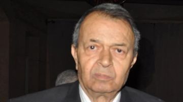 اليوم.. أهالي قرية ميت غزال بالغربية يشيعون جثمان نجل الشيخ مصطفي إسماعيل