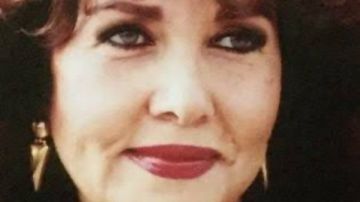 داعمة لـ السينما وكوادرها.. يسري نصر الله يهنيء سلمي الشماع بتكريمها