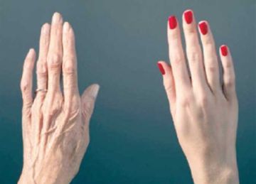 للحفاظ على شباب بشرتك.. 10 أطعمة فعالة تبطئ شيخوخة الجلد للحفاظ على شباب بشرتك.. 10 أطعمة فعالة تبطئ شيخوخة الجلد