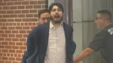 شارك في حركة حياة السود مهمة .. من هو منفذ الهجوم على موظفي سفارة إسرائيل؟