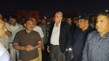 محافظ الغربية يعلن السيطرة على حريق شونة الكتان فى سمنود ..صور محافظ الغربية يعلن السيطرة على حريق شونة الكتان فى سمنود ..صور