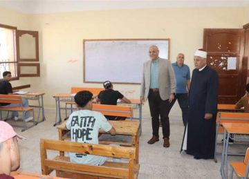 محافظ القليوبية يتفقد لجان امتحانات الشهادة الثانوية الأزهرية ببنها محافظ القليوبية يتفقد لجان امتحانات الشهادة الثانوية الأزهرية ببنها