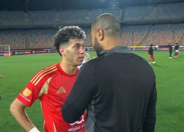  مش عارف في إيه؟ .. تصرف مفاجئ من إمام عاشور عقب نهاية مباراة الأهلي وحرس الحدود