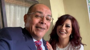 أبو العينين يعزي الإعلامي محمد مصطفى شردي في وفاة زوجته أبو العينين يعزي الإعلامي محمد مصطفى شردي في وفاة زوجته