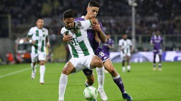 الأهلي يتعاقد مع محمد علي بن رمضان لمدة 4 مواسم مقابل 1.8 مليون دولار الأهلي يتعاقد مع محمد علي بن رمضان لمدة 4 مواسم مقابل 1.8 مليون دولار