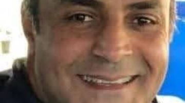 استشهاد وكيل الإدارة العامة للمرور إثر اقتحام ميكروباص لـ كمين العلمين الصحراوي استشهاد وكيل الإدارة العامة للمرور إثر اقتحام ميكروباص لـ كمين العلمين الصحراوي