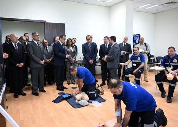 رئيس الوزراء يتفقد المركز القومي للتدريب بمقر هيئة الاسعاف المصرية