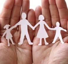 هل يفضل أن تكون فترة الخطوبة قصيرة؟.. استشاري علاقات أسرية يجيب