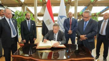 تفاصيل زيارة رئيس وأعضاء المحكمة الدستورية لمكتبة الإسكندرية تفاصيل زيارة رئيس وأعضاء المحكمة الدستورية لمكتبة الإسكندرية