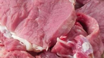 لحوم أضاح بالتقسيط للعاملين بالنيابات والمحاكم.. الحق احجز