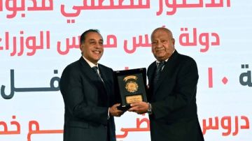 احتفالا بمرور 10 سنوات.. رئيس الوزراء يكرم علي المصيلحي مؤسس تكافل وكرامة 