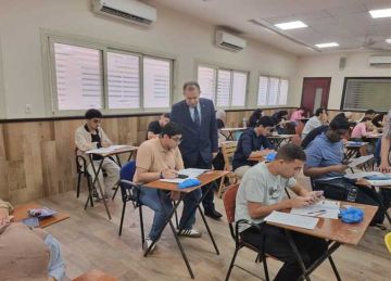 بدء امتحانات نهاية العام في كليات بجامعة الإسكندرية.. والعمداء يتفقدون اللجان (صور)