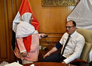 رئيس جامعة حلوان يتفقد المبادرات الطبية الموسعة للكشف المبكر عن الأورام والأمراض المزمنة مجانا رئيس جامعة حلوان يتفقد المبادرات الطبية الموسعة للكشف المبكر عن الأورام والأمراض المزمنة مجانا