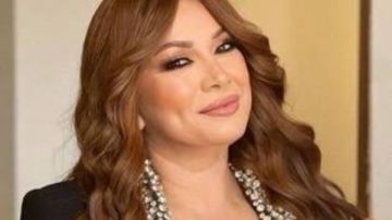 مبسوطة أوي.. تعليق انتصار بعد تكريمها في حفل توزيع جوائز كأس إنرجي للدراما 