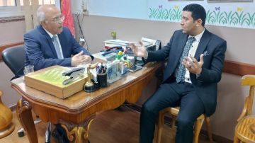 النائب الأول لرئيس الحرية المصري لـ صدى البلد: ندفع بـ25 مرشحا بالشيوخ و100 للنواب.. واقترح حل أي حزب لا يحصل على مقاعد في الانتخابات البرلمانية خلال دورتين متتاليتين النائب الأول لرئيس الحرية المصري لـ صدى البلد: ندفع بـ25 مرشحا بالشيوخ و100 للنواب.. واقترح حل أي حزب لا يحصل على مقاعد في الانتخابات البرلمانية خلال دورتين متتاليتين