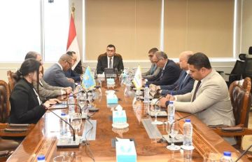 وزير الإسكان يستقبل الرئيس التنفيذي لشركة تايتان كابيتال اليابانية لبحث مجالات التعاون