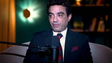 14 سنة مذيع إذاعي.. محمد نشأت: نجحت في العمل الإعلامي أكثر من التمثيل