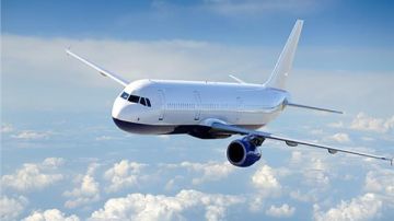 5 دول تعلق حركة الطيران بعد العدوان الإسرائيلي على إيران