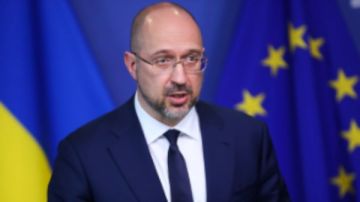 بريطانيا تسلح أوكرانيا بـ 2.3 مليار دولار بريطانيا تسلح أوكرانيا بـ 2.3 مليار دولار