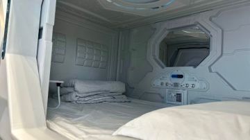 خدمات عالمية.. كبسولات نوم فندقية في صالات الركاب بمطار القاهرة