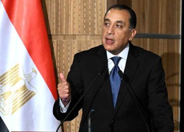 رئيس الوزراء يتابع مع الوزارات المعنية تطوير منظومة الري لزراعة قصب السكر