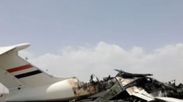 رايتس ووتش: يجب التحقيق في القصف الإسرائيلي على مطار صنعاء كجريمة حرب