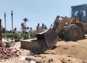 ضمن الموجة الـ 26.. إزالة 3 تعديات على أراضي أملاك الدولة في الشرقية