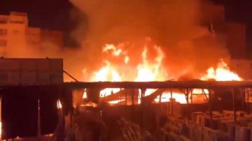 نيران فرن بلدى تنهى حياة سيدتين في قرية أولاد عمرو بقنا نيران فرن بلدى تنهى حياة سيدتين في قرية أولاد عمرو بقنا