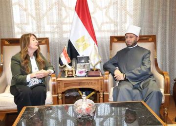 وزير الأوقاف يستقبل السفيرة الأمريكية بالقاهرة: نتطلع لتسهيل إدخال المساعدات الإنسانية إلى غزة