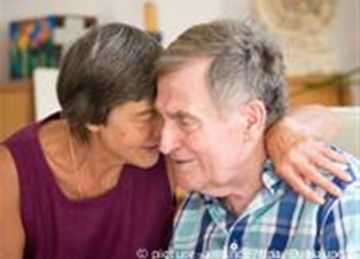 فاكهة سحرية تعزز القدرات العقلية لكبار السن وتحميهم من أعراض الشيخوخة