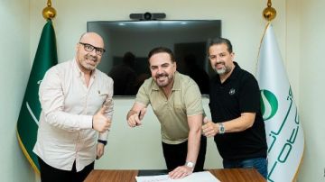 وائل جسار يتعاقد مع روتانا لتقديم مشاريع غنائية جديدة وائل جسار يتعاقد مع روتانا لتقديم مشاريع غنائية جديدة