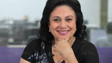 سلوي عثمان: المصريون اجتمعوا على قلب رجل واحد لحماية بلدهم في 30 يونيو سلوي عثمان: المصريون اجتمعوا على قلب رجل واحد لحماية بلدهم في 30 يونيو