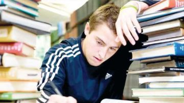 لطلاب الثانوية العامة .. 10 أطعمة تناولها يوميا فى الامتحانات تزيد التركيز والذكاء لطلاب الثانوية العامة .. 10 أطعمة تناولها يوميا فى الامتحانات تزيد التركيز والذكاء