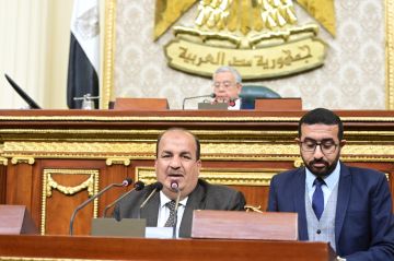 ثلاثة أفران لمدينة كاملة؟... النواب يفتحون ملف أزمة الخبز في حدائق أكتوبر