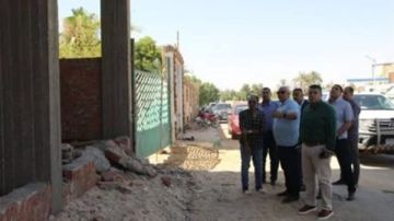 محافظ الوادي الجديد يتابع موقف ملفات التصالح وإزالة التعديات على أراضي الدولة