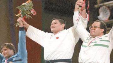 أخلاقه حرمته من الذهب.. محمد رشوان يكشف لـ صدى البلد كيف تغيرت حياته بعد نهائي أولمبياد لوس أنجلوس 1984 أخلاقه حرمته من الذهب.. محمد رشوان يكشف لـ صدى البلد كيف تغيرت حياته بعد نهائي أولمبياد لوس أنجلوس 1984