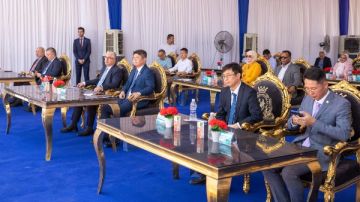 باستثمارات 200مليون دولار.. وضع حجر أساس مجمع لصناعة مستلزمات الطاقة الشمسية