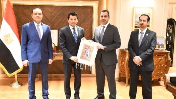 صبحي: تنظيم المزيد من البطولات المحلية والدولية للبادل لنشرها على نطاق أوسع