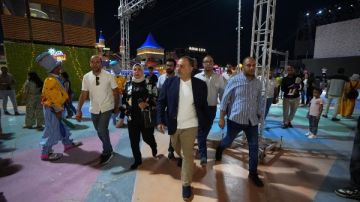 محافظ أسيوط يصطحب الأيتام في رحلة للملاهي